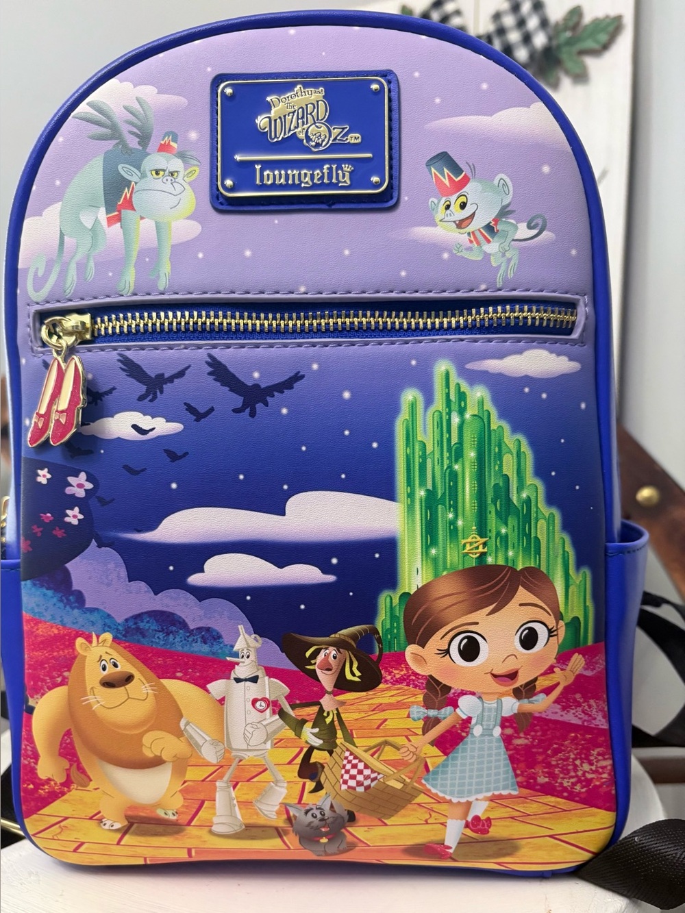 LOUNGEFLY Year 2021 Dorothy & the Wizard of Oz mini backpack 💚